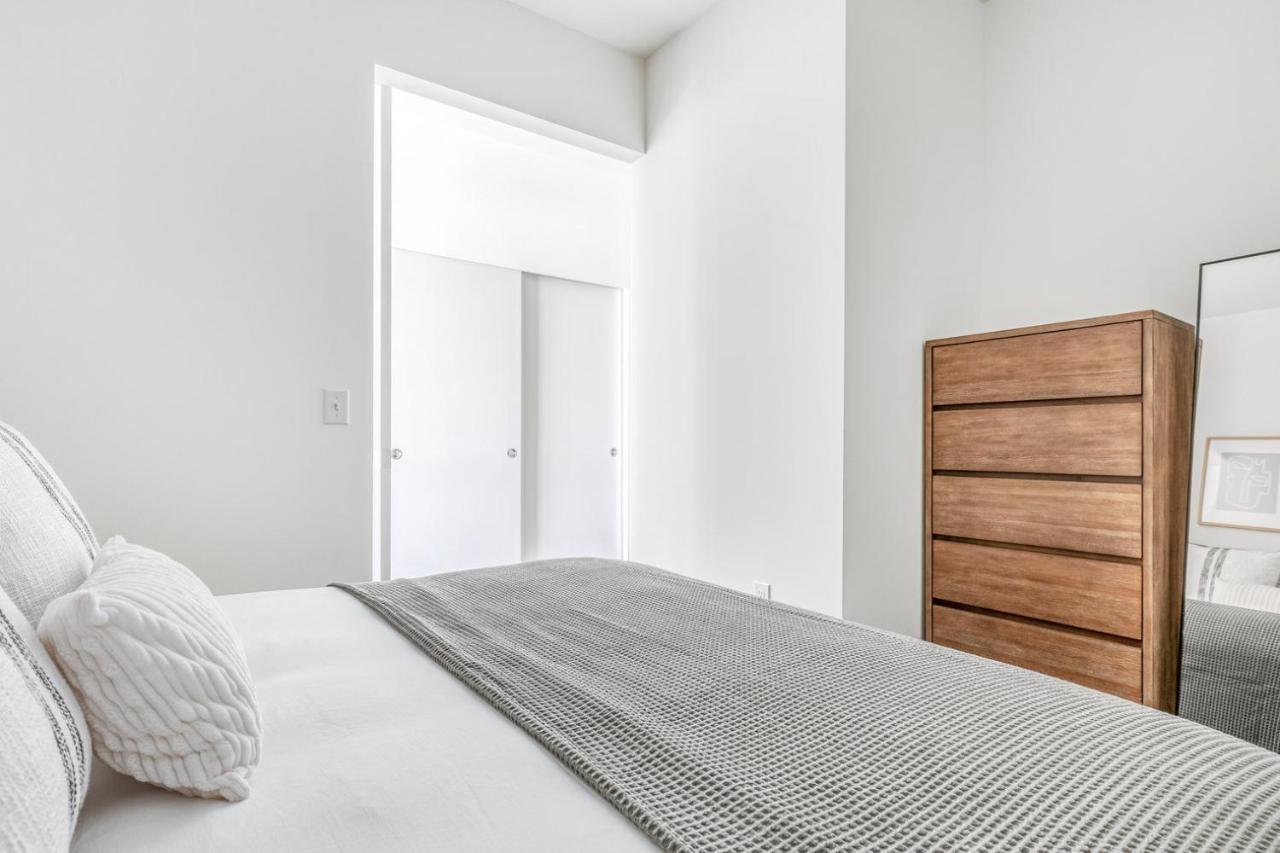 Apartment Capitol Hill 1br W Wd Rooftop Lounge Nr Park Sea-130 Seattle